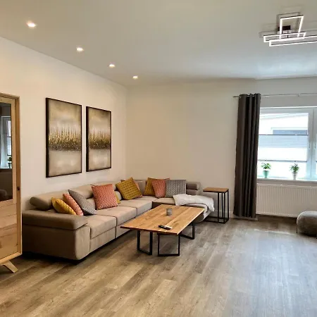 Albarts By Mountain *